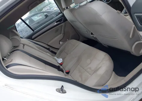 2016 Volkswagen Golf Tsi S 4-Door z USA, uszkodzony, nr VIN 3VW217AU6GM019088